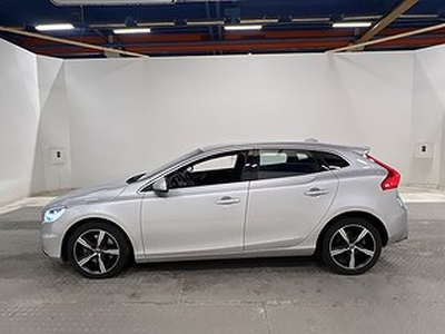 Volvo V40 D3 150hk R-Design D-värm VOC 0.53l/mil