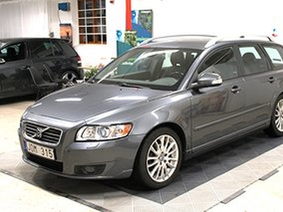 Volvo V50 1.6 D Summum / Drag / Nykamrem / P-värmare / 109hk