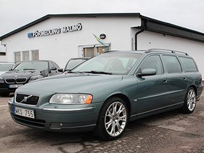 Volvo V70 2.5T Momentum * Bakkamera GPS AUX * 210 hk