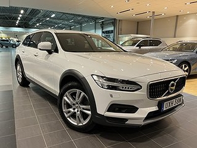 Volvo V90 Cross Country B4 AWD Diesel Adv Edt | Läder | Teknikpaket | Drag |