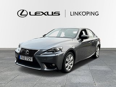 Lexus IS 300h Sport Dragkrok Navigation