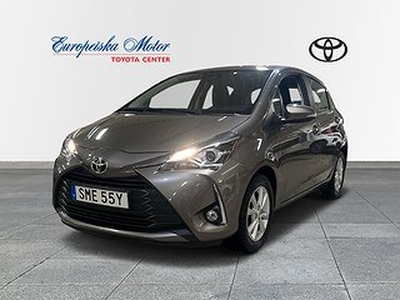 Toyota Yaris 1,5 5-D ACTIVE V-HJUL M-VÄRM CARPLAY BACKKAMERA