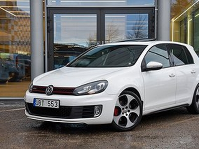 Volkswagen Golf GTI 2.0 TSI Aut 210HK Taklucka Lågmil