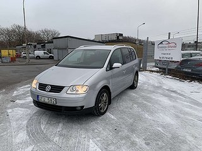 Volkswagen Touran 1.6 FSI Euro 4 NY BESIKTAD 7 SITS