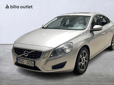 Volvo S60 D4 Momentum Värmare P-Sensorer Taklucka Navi 163hk