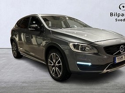 Volvo V60 Cross Country D4 Summum Navigation El-stolar 190hk