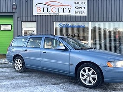 Volvo V70 2.5T 210hk Momentum Nybes, Dragkrok