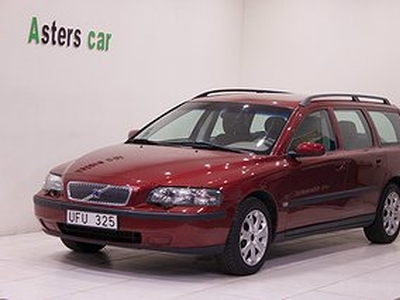 Volvo V70 2.5T Automat 12000 Mil Ny Besikt Ny Servic 210hk