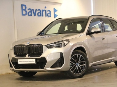 BMW iX1xDrive 30 Msport Premium pkt Comfort Drag H K 2023, SUV