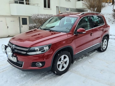 Volkswagen Tiguan1.4 TSI 4Motion Drag Nybesiktad En brukare 2012, SUV