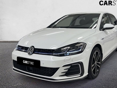 Volkswagen GolfGTE 1.4 TSI DSG DIGITAL COCKPIT LÅ 2018, Halvkombi