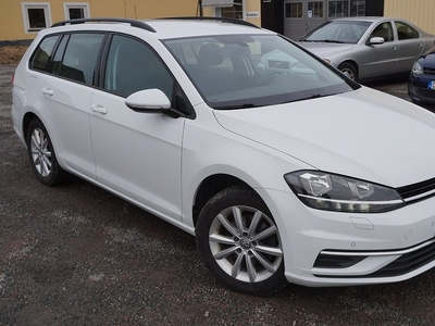 Volkswagen GolfSportscombi 1.5 TSI DSG Drag värmare 2020, Kombi