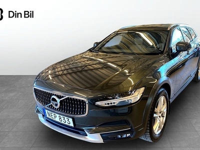 Volvo V90Cross Country D4 Aut AWD Momentum I Skinn I Värmare I Drag 2019, Kombi