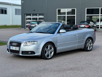 Audi A4 Cabriolet 1.8 T S-Line Ny Kamrem Nybesiktigad Lågmil