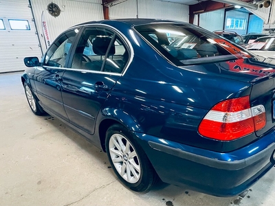 BMW 318 i Sedan , DRAG , Endast 12800 mil , En brukare