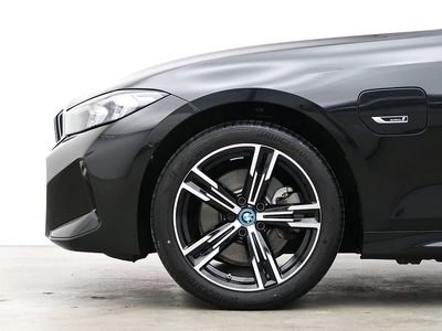 BMW 330e xDrive Touring / 292 hk / M-Sport