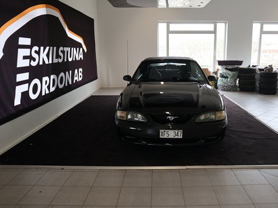 Ford Mustang Ford Mustang GT Convertible V8 4.6 Automat 1996