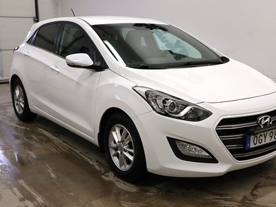 Hyundai i30 5-dörrar 1.6 CRDi 136 hk Eu6 Rattvärme Värmare