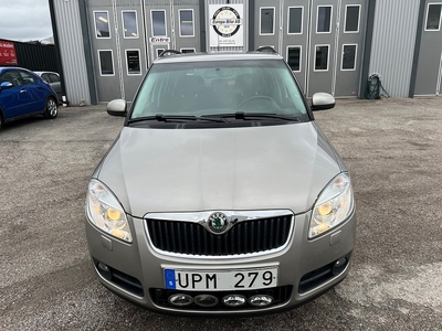 Skoda Fabia 1.6 AUTOMAT M-VÄRMARE PDC-BAK 105HK