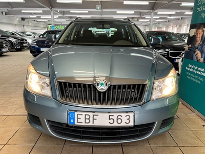 Skoda Octavia 2.0 (140hk) TDI 4x4*900kr/mån*dargkrok*Nybesk*