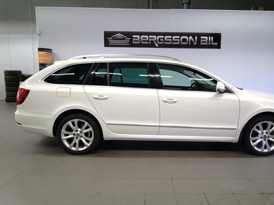 Skoda Superb Kombi 1.8 TSI Euro 5/ D-Värmare/Dragkrok/Parkas