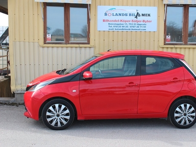 Toyota Aygo 5-dörrar 1.0 VVT-i X-PLAY Touch Euro 5(Ny servad)