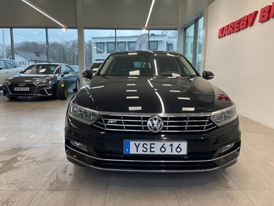 Volkswagen Passat 2.0 TDI 4M R-line | Executive | Drag | Cockpit