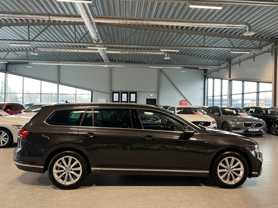 Volkswagen Passat Sportscombi GTE Cockpit Skinn M-Värm Eu6