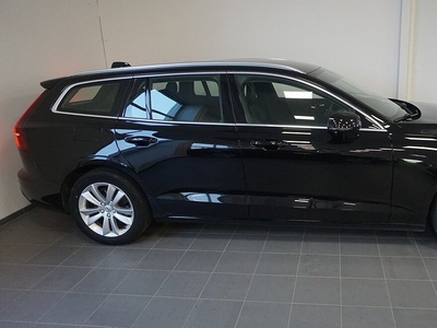 Volvo V60 B4 Bensin Momentum Advanced Backkamera, Navigation