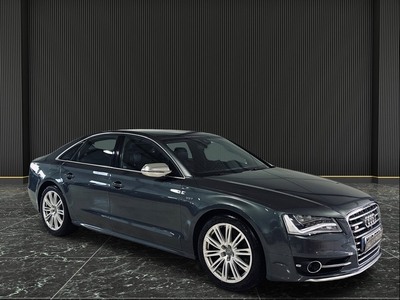 Audi S8 4.0 TFSI V8 520HK QUATTRO SVENSKSÅLD