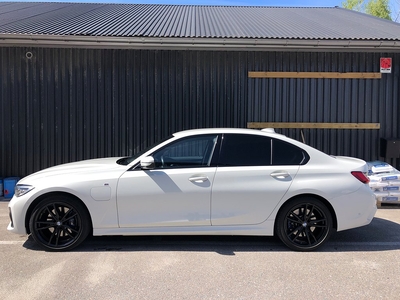 BMW 330e M-Sport iPerformance Connected/Backkamera/GPS