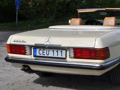 Mercedes-Benz SL 560 Rostfri bil i mycket fint skick