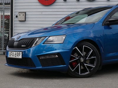 Skoda Octavia Kombi RS 2.0 TDI 4x4 Premium Kamera/Navi/Moms!