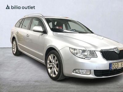 Skoda Superb Kombi 2.0 TDI 4x4 Bluetooth Dragkrok PDC bak