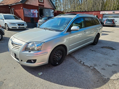 Toyota Avensis Kombi 2.0 D-4 VVT-i