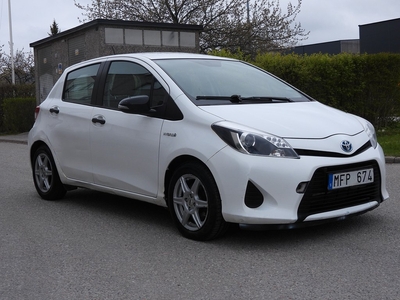 Toyota Yaris Hybrid e-CVT 1.5 Euro 5 101hk AUTOMAT