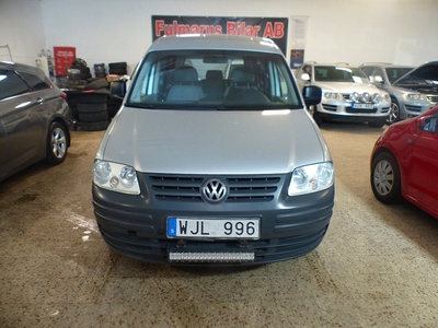 Volkswagen Caddy 1.6 Ny Servad & Beiktigad 5-sits 109hk