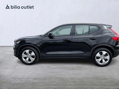 Volvo XC40 D4 AWD Momentum Backkamera Carplay Rattvärme