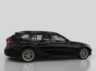 BMW 330e Touring Sport Line / Shadow Line 292hk