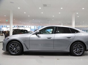 BMW i4 i4 eDrive40 / Laserljus / Vinterhjul