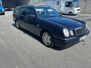 Mercedes-Benz E 420 Avantgarde Lågmil Nyskick