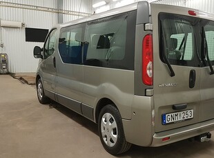 Renault trafic Kombi 2.0 BENSIN Passenger 9-sits L2