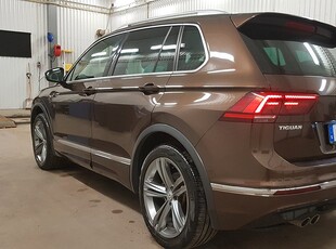 Volkswagen Tiguan 2.0 TDI 4Motion R-Line Drag Kamera Euro 6