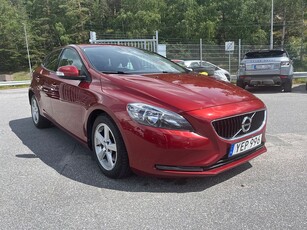 Volvo V40 T2 122hk dragkrok Välservad Toppskick Facelift