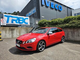 Volvo V60 D4 AWD Momentum R-Design Taklucka Drag Keyless VOC