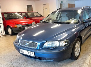 Volvo V70 2.4 170hk, 2002 ny besiktigad