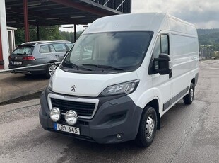 Peugeot Boxer335 2.0 BlueHDi Skåp 2017, Minibuss