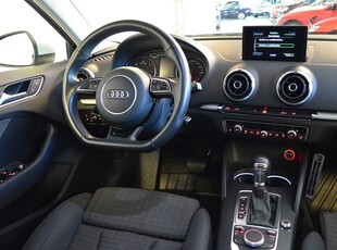 Audi A3 2.0 TDI 184HK Quattro S-Line Värmare Drag Assistans