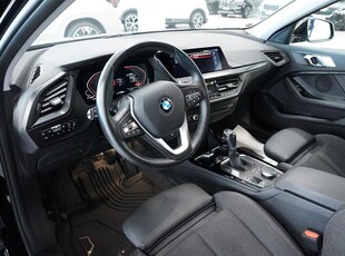 BMW 118 1-serie Model Sport Navi Rattvärme PDC BSI