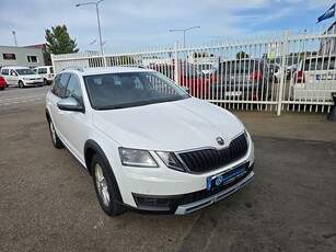 Skoda Octavia Scout 2.0 TDI 4x4 Premium 1 Års Garanti 0% Ränta 36 Mån